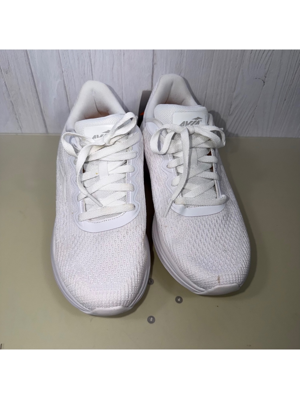 Avia MAV Sleek Jog White Running Shoes Women’s 9 NWT
